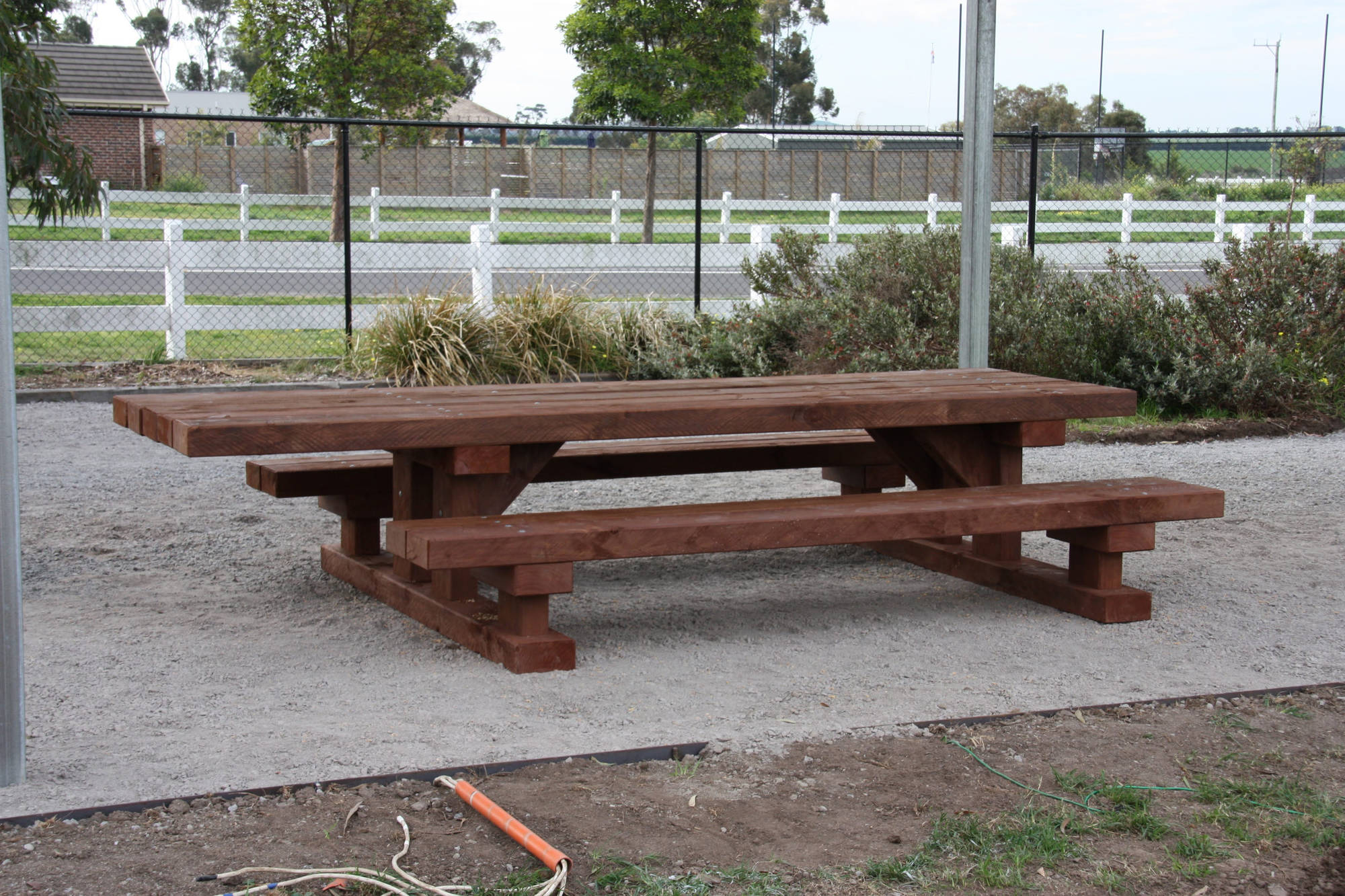 Communal Titan - Table Setting